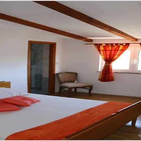 Juras - Two Bedroom With Sea View David Apartman