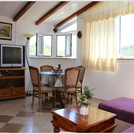 Apartman Juras - Two Bedroom With Sea View David