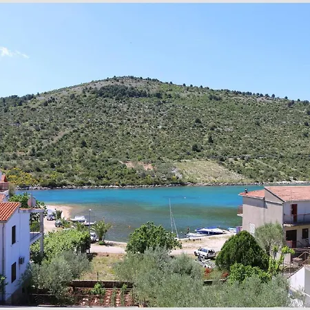 Juras - Two Bedroom With Sea View David Apartment *