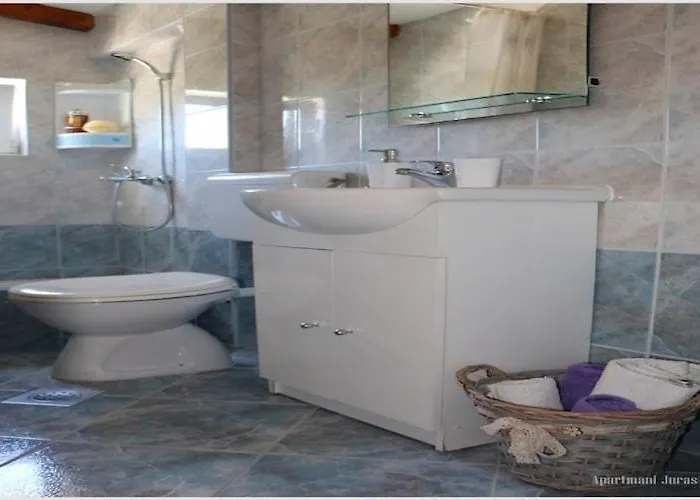 Juras - Two Bedroom With Sea View David Daire *