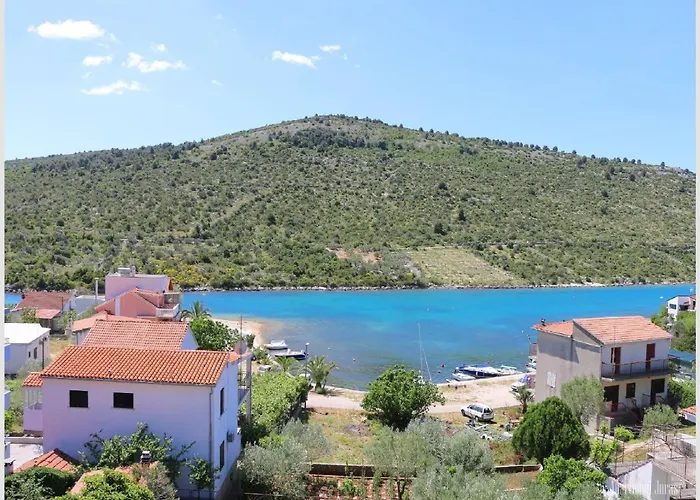 Juras - Two Bedroom With Sea View David Daire Rogoznica (Sibenik-Knin)